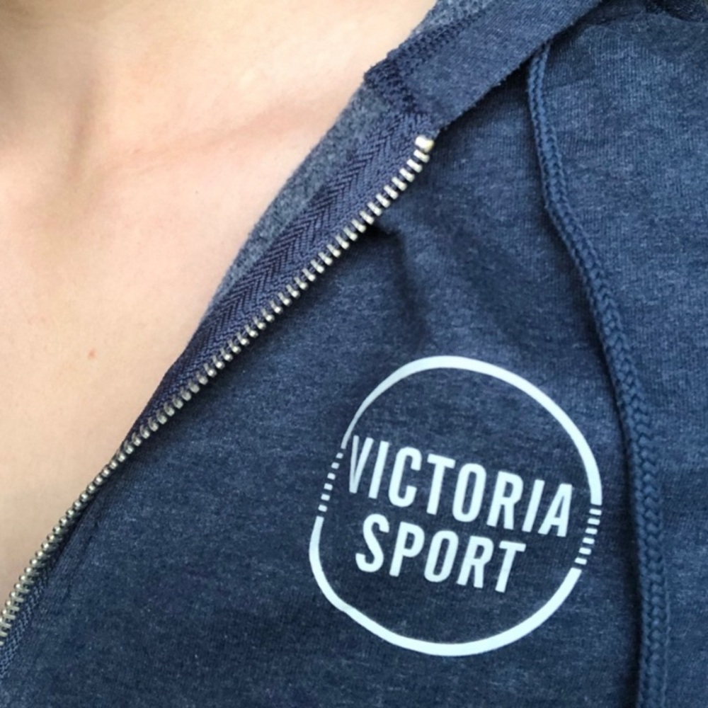 VS zipper hoodie